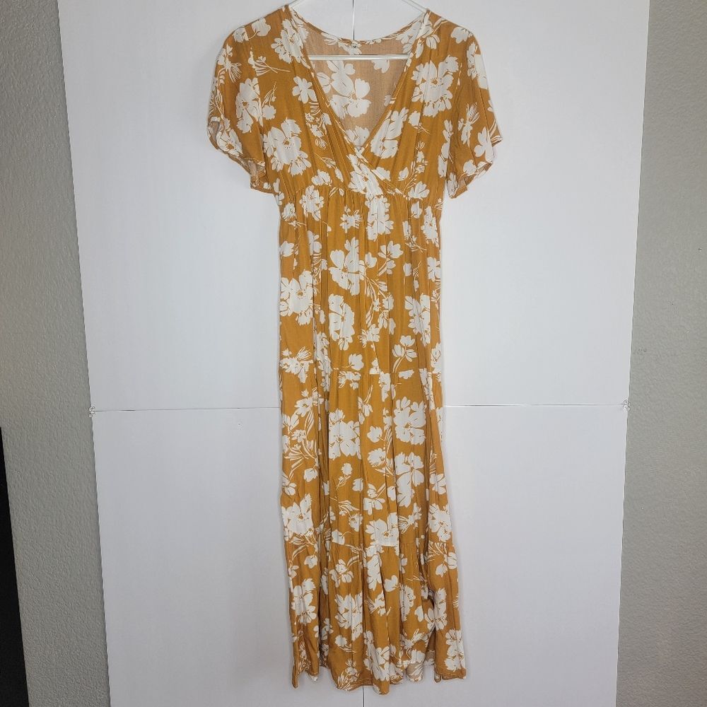 Floral V-Neck Maxi Dress in Mustard and White Size M